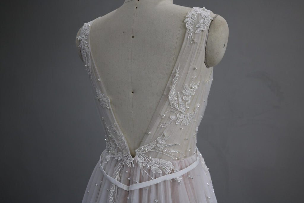 Deep V Lace Tulle Wedding Dress, Sleeveless A-line Bridal Gown with Pearl Beading, Ivory Flowy Wedding Dress with Train