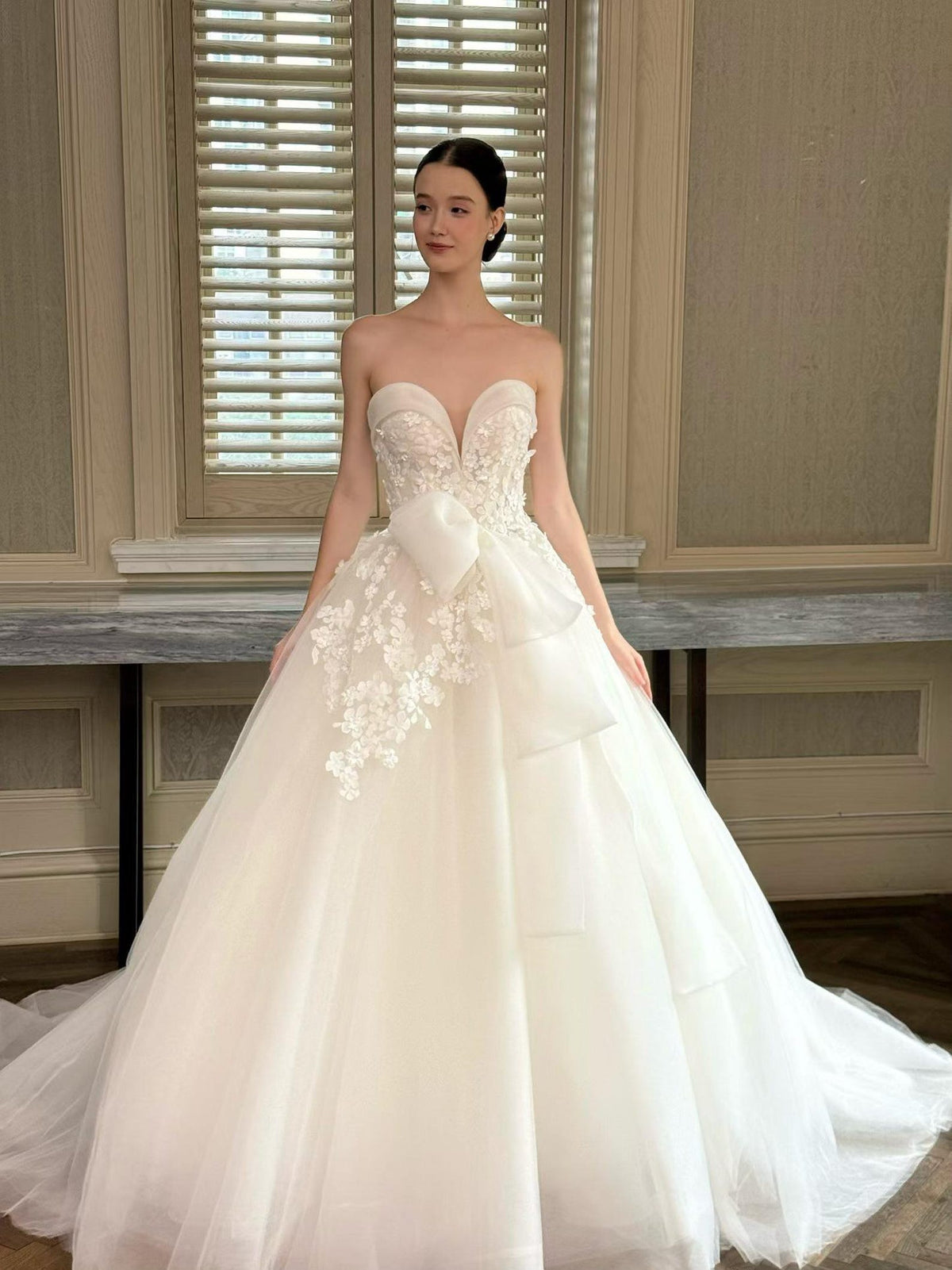 Strapless Sweetheart 3D Floral Tulle Ballgown Wedding Dress, Large Bow Bridal Gown, Romantic 3D Flower Princess Wedding Gown