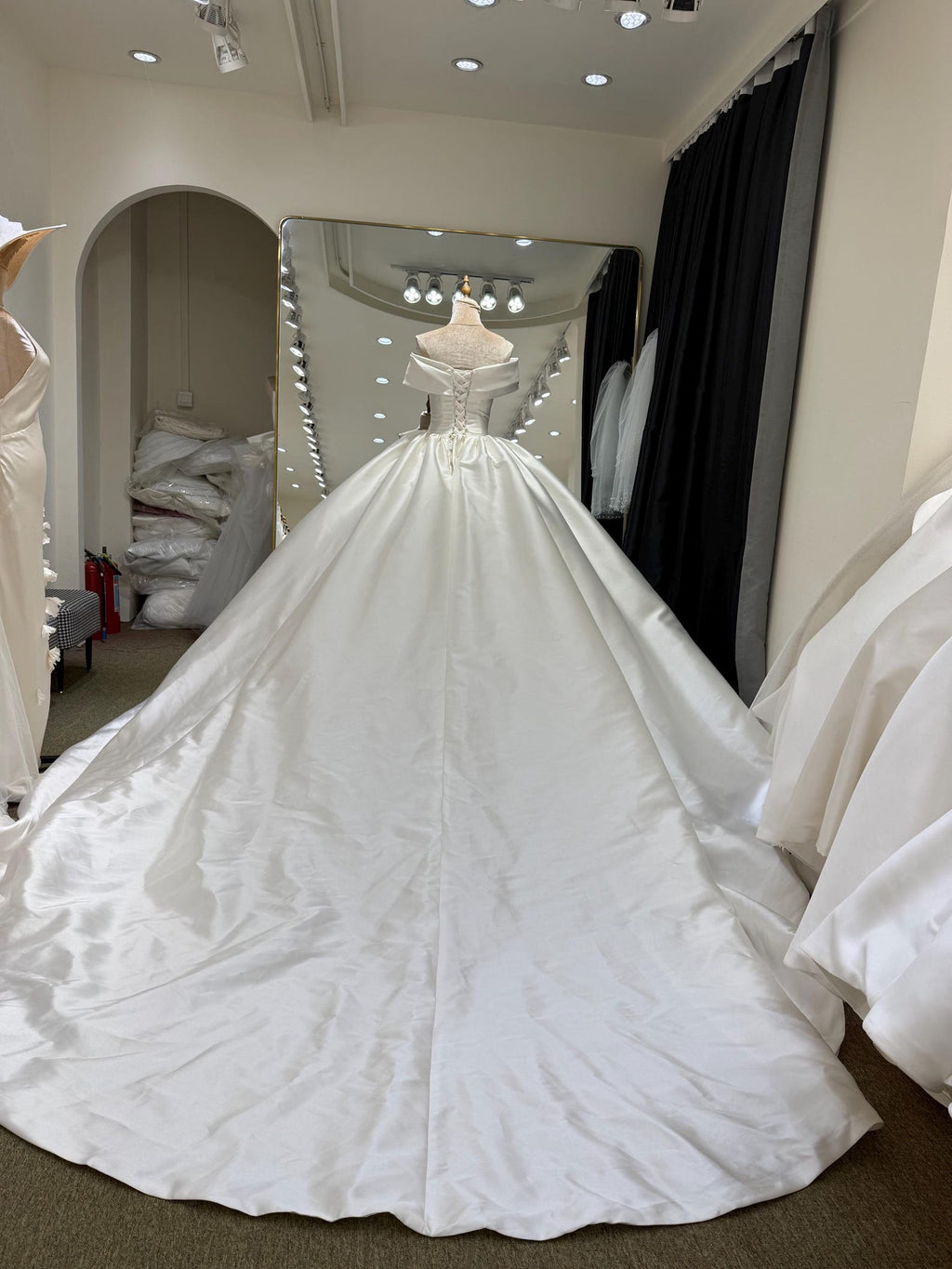 Off Shoulder Satin Wedding Dress with Lace Skirt, 3D Floral Ruffle Ballgown Bridal Gown with Long Train, Custom Wedding Gown